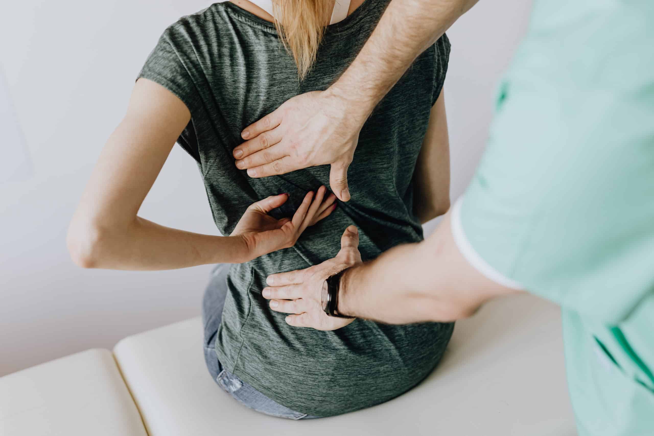 woman receiving chiropractic treatment